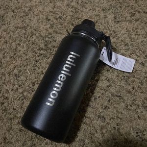 Back to life sport bottle 32oz - Black